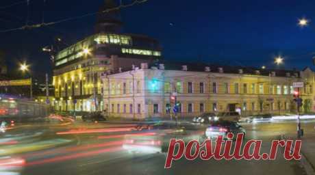 На фасадах домов-памятников в Екатеринбурге покажут световое шоу. На фасадах пяти домов-памятников в Екатеринбурге представят световое шоу в честь 300-летия города. Читать далее