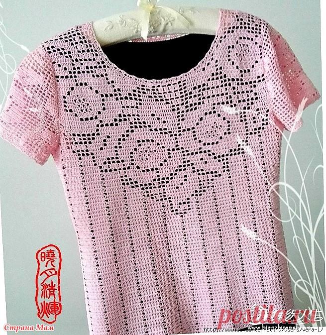 Розовая кофточка с кокеткой из роз связана крючком