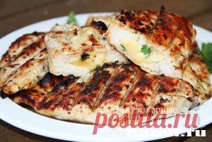 Куриное филе с сыром и ананасами на гриле | Харч.ру - рецепты для любителей вкусно поесть