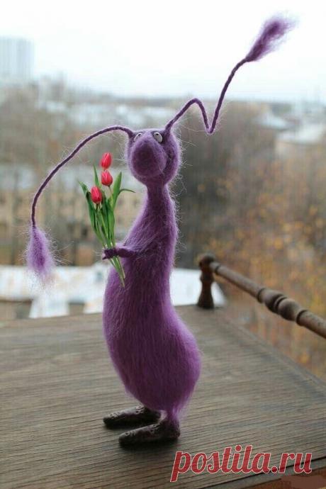 А в голове моей Весна! Там таракан
с тюльпанами припёрся...
© Татьяна Танцура.