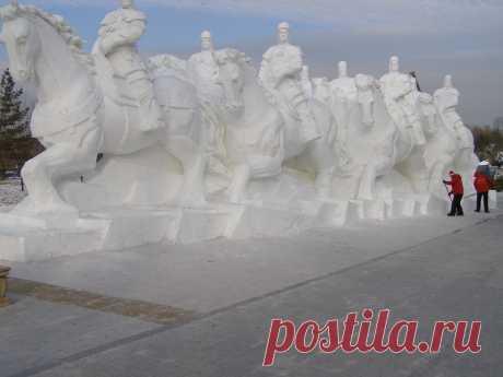 Фигуры из снега Харбин