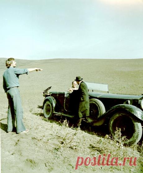 Свой среди чужих, чужой среди своих (1974)