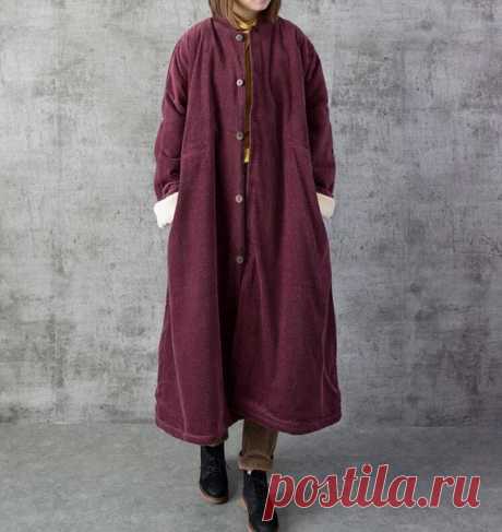 winter maxi coat, corduroy Women coat, Winter Jacket for Women Corduroy fabric Generous version Outer corduroy, excellent windproof performance The interior is made of lamb hair for warmth and comfort. Have a certain thickness, you can spend the winter. 【Fabric】 corduroy 【Color】 Dark red, caramel 【Size】 Shoulder 49cm / 19.1 Bust 114cm / 45 Sleeve Length