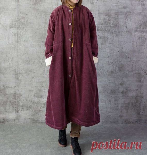 winter maxi coat, corduroy Women coat, Winter Jacket for Women Corduroy fabric Generous version Outer corduroy, excellent windproof performance The interior is made of lamb hair for warmth and comfort. Have a certain thickness, you can spend the winter. 【Fabric】 corduroy 【Color】 Dark red, caramel 【Size】 Shoulder 49cm / 19.1 Bust 114cm / 45 Sleeve Length