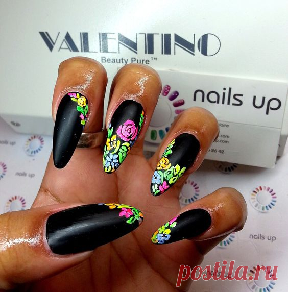 Stiletto nails