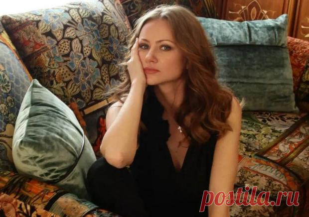 "Осознание не пришло": Мария Миронова почтила память мамы в годовщину ее смерти