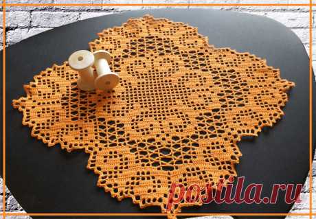 Вязаная салфетка