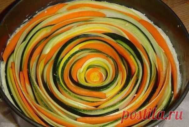 ПОТРЯСАЮЩЕ КРАСИВЫЙ И ВКУСНЫЙ ОВОЩНОЙ ПИРОГ / Болталка / Кулинария