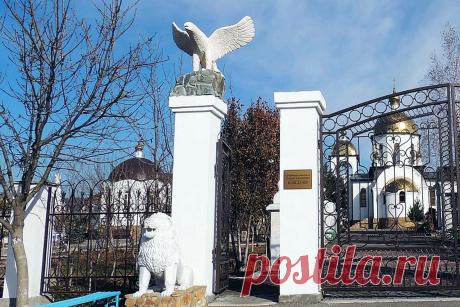 Благославляющий Христос в Ессентуках – самая высокая скульптура Иисуса в России