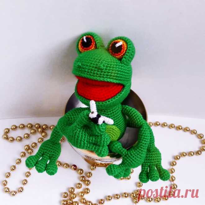 PDF Лягушка Квакушка. FREE amigurumi crochet pattern. Бесплатный мастер-класс, схема и описание для вязания амигуруми крючком. Игрушки своими руками! Лягушонок, frog, rana, sapo, grenouille, frosch, カエル, żaba, žába, צפרדע, froskur, kurbağa. #амигуруми #amigurumi #amigurumidoll #amigurumipattern #freepattern #freecrochetpatterns #crochetpattern #crochetdoll #crochettutorial #patternsforcrochet #вязание #вязаниекрючком #handmadedoll #рукоделие #ручнаяработа #pattern #tutorial #häkeln #amigurumis