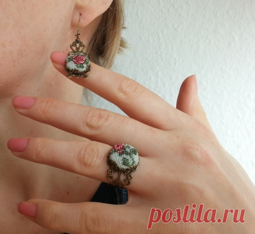 Вышитая бижутерия. | Вышивка крестом