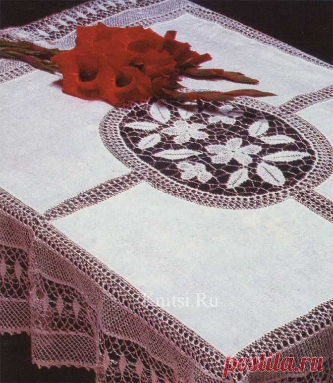 Скатерть с широкой ажурной каймой... вязание + ткань...