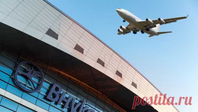 В аэропортах Москвы из-за непогоды задержаны или отменены не менее 20 рейсов. Не менее 20 рейсов задержаны или отменены в московских аэропортах Домодедово, Внуково и Шереметьево из-за неблагоприятных погодных условий. Об этом свидетельствуют данные сервиса "Яндекс. Расписание". В частности, по информации ...