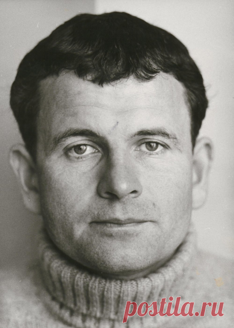 Иэн Холм (Ian Holm)
- 12 сентября, 1931
 • 19 июня 2020