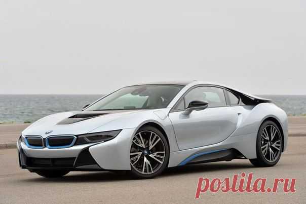Около месяца назад стало известно, что BMW функционирует над более 500 лошадиных сил / Только машины