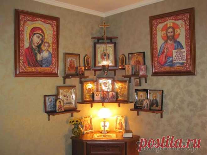 Икона в Церкви, икона в доме