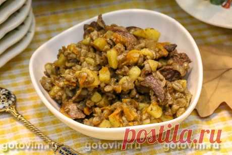 Перловка с куриной печенью и картофелем. Рецепт с фото Сегодня пробует необычную перловую кашу с обжаренными луком, морковью, картошкой и куриной печенью. Если хотите сократить время варки перловки, крупу придется замочить на ночь или хотя бы на несколько часов. Получилось вкусное блюдо.





