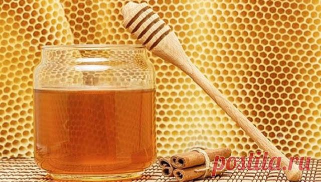 Съедайте ложку меда с корицей каждый день для вашего оздоровления