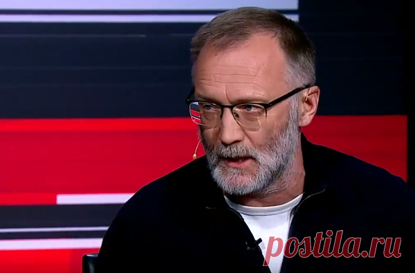 Блестящая речь Сергея Михеева о 90-ых перевернувших всю систему ценностей, вызвала аплодисменты даже оппонентов