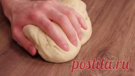 Булочки с зеленым луком