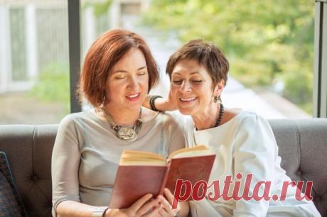 Правила жизни мудрой женщины - Журнал Советов Кажется, будто школа окончена только вчера. Утром всматриваешься, не появились ли новые морщинки. А к вечеру ловишь себя на мысли, что дело идет к осени жизни: желтеют листья, дни становятся короче, температура снижается. Огорчаться по этому поводу не стоит. Лучше встретить это время с улыбкой. Мудрость женщины как раз и заключается в том, что она […]