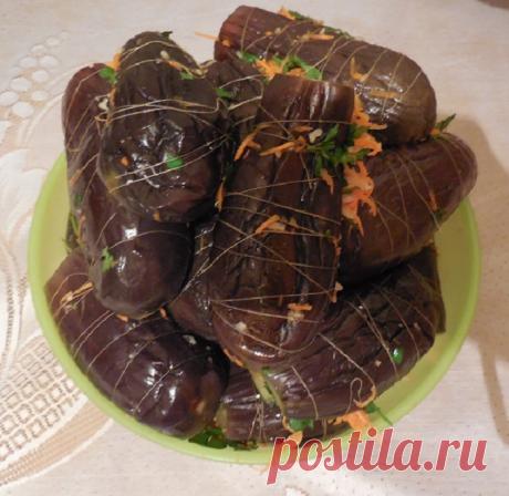 Соленые баклажаны с морковью и чесноком