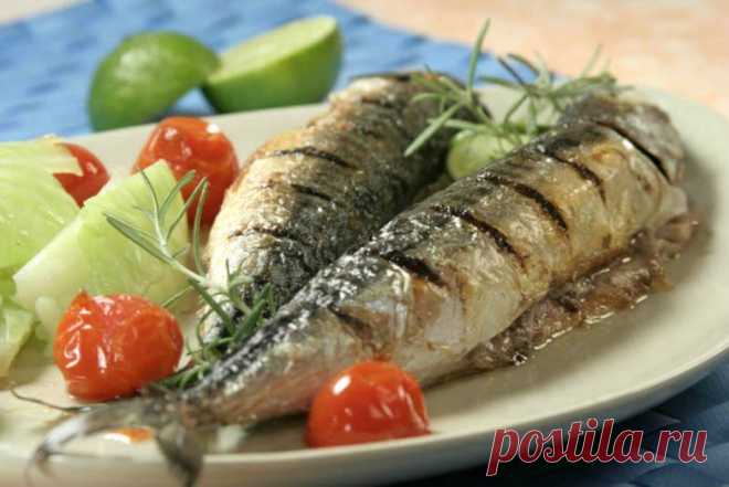 Рецепт на выходные. Вкуснейшие блюда из скумбрии: 
Приготовление в мультиварке… Запеченная скумбрия. Скумбрия с овощами. Приготовление в микроволновке... Засолка или копчение...Копченая скумбрия... Приготовление в духовке. «Сливочная неженка». Скумбрия «по-французски». Шашлык из скумбрии.