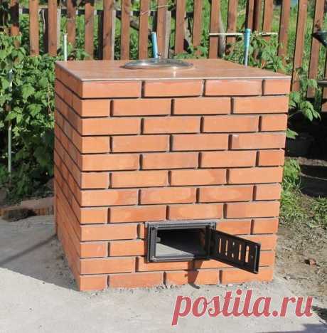 Установка стационарного тандыра на дачном участке.