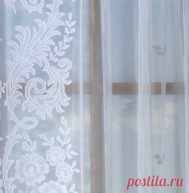 Irish Point Lace Crescent Valance - TheCurtainShop.com