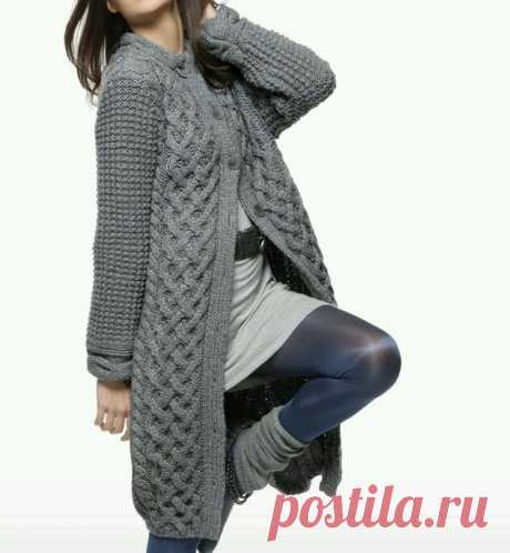 (4) Facebook