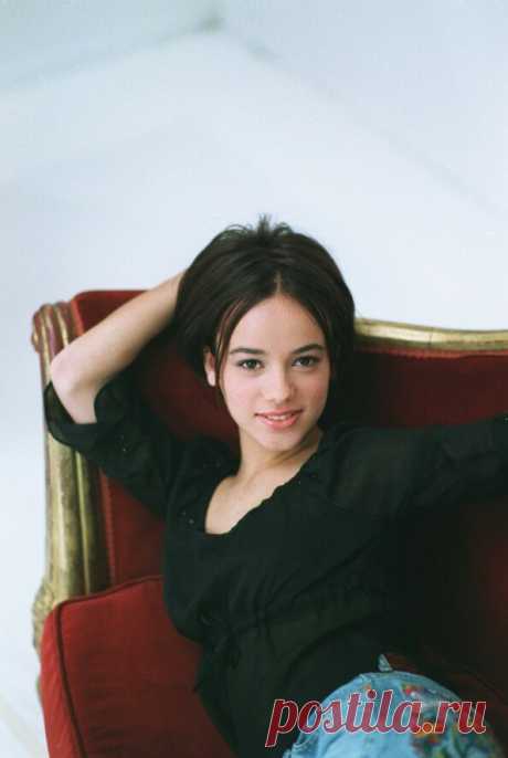 Alizee LIVE
