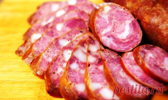 Вы забудете о колбасе из магазина. Не покупайте, а готовьте колбасу в домашних условиях Самая вкусная колбаса – это домашняя, которую вы сами делаете из качественных продуктов.