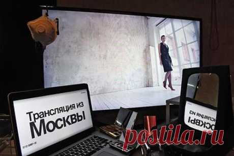 Киргизия разрешила IT-специалистам становиться «цифровыми кочевниками». Киргизия разрешила IT-специалистам из ряда стран постсоветского пространства получать статус «цифровых кочевников», чтобы работать и жить в республике без регистрации и других разрешительных документов. Об этом сообщает РИА Новости. Соответствующее положение принял кабинет министров Киргизии.
