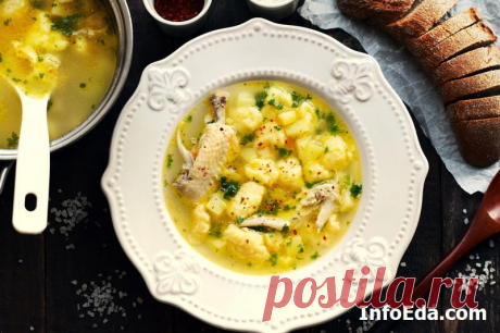 Суп с клецками на курином бульоне [Рецепт] Простой и вкусный пошаговый рецепт, как приготовить суп с клецками на курином бульоне. Узнаем, как сделать клецки и правильно сварить куриный суп с клецками.