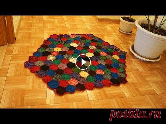 Плед (коврик) из остатков пряжи крючком. Простой способ вязания В ролике я подробно показываю как связать плед из различных остатков пряжи. Плед вяжется из отдельных мотивов, которые потом соединяются между собой. ...