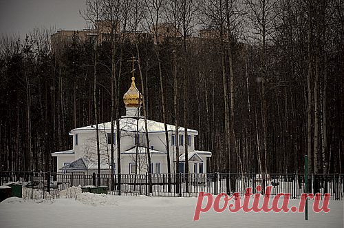 Храм в честь иконы Божией Матери "Живоносный Источник"