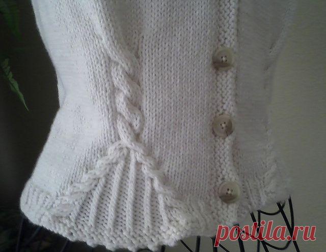 Soleto Vest pattern by Nitza Coto