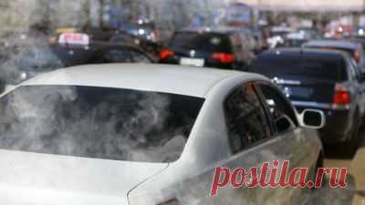 На российских дорогах появится новый знак «Грязный выхлоп»