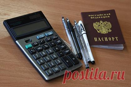 В Рособрнадзоре захотели вернуть обязательный ЕГЭ по базовой математике. Рособрнадзор хочет вернуть обязательную сдачу ЕГЭ по базовой математике для тех школьников, которые планируют получать аттестат. Об этом заявил руководитель Федеральной службы по надзору в сфере образования и науки Анзор Музаев, его цитирует ТАСС. Музаев подчеркнул, что такая же позиция и у Министерства просвещения.