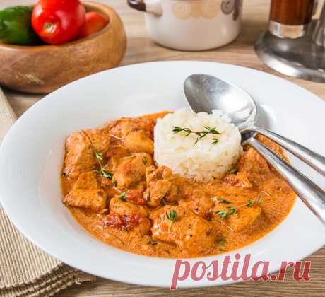 Паприкаш из индейки на Вкусном Блоге Апдейт фото к рецепту от 2.09.2010 Это замечательное яркое блюдо придется как нельзя кстати в один из холодных осенних вечеров. Оно сытное, ароматное, с насыщенным вкусом. Если вам не удастся купить индюшиное филе, вы можете приготовить это блюдо из курицы, немного сократив время обжаривания и тушения, поскольку куриные грудки доходят…