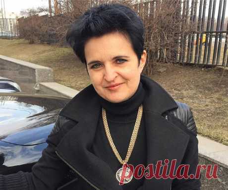 Елена Голунова: контакты экстрасенса ведьмы. Отзывы и стоимость Биография ведьмы экстрасенса Елены Голуновой: личная жизнь, убийство отца Влада Кадони, муж Олег, дети. Участие в «Битве экстрасенсов», официальный сайт, помощь людям