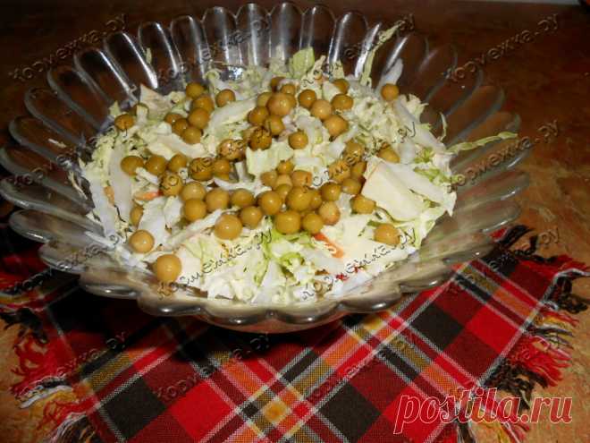 Салат из пекинской капусты с яблоком