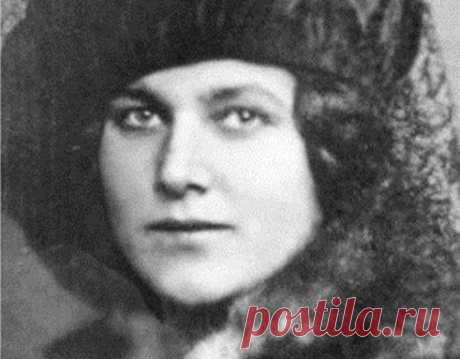 Лариса Рейснер: какой была самая красивая русская революционерка В разные времена и в разных странах эталоны красоты сильно менялись. Однако внешность Ларисы Рейснер была настолько яркой и впечатляющей, что и в наше время её фотографии производят одно впечатление: красавица! Изящная фигура, правильные черты лица. Но это была не та свойственная эпохе манерная и беззащитная женская прелесть: в точёных чертах сквозила отвага и безрассудство.