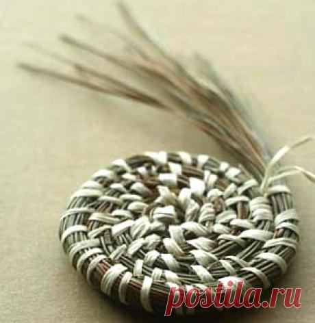 Faire un panier en aiguilles de pin 



embedhttps://youtu.be/LaCU9YHkaDA?t=4/embed

embedhttps://youtu.be/bnjhC_dBYQc/embed

Pas à pas en français ici





source pinterest