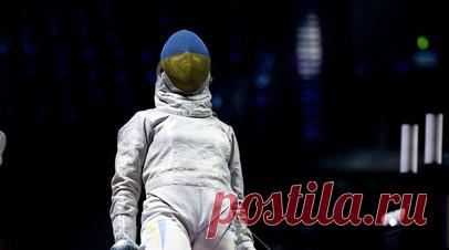 Украинскую саблистку дисквалифицировали после отказа пожать руку россиянке на ЧМ. Украинская саблистка Ольга Харлан получила дисквалификацию после отказа от рукопожатия с россиянкой Анной Смирновой на чемпионате мира в Милане. Читать далее