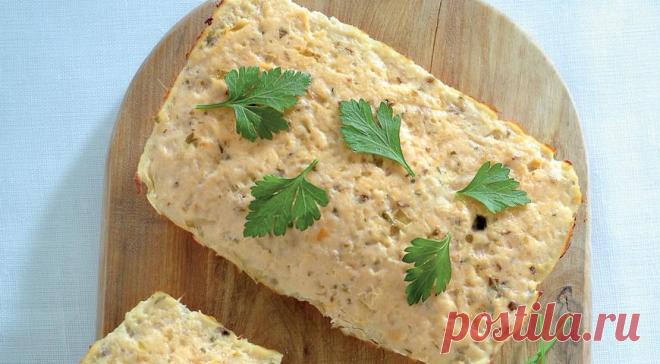 Митлоф из индейки
Белое мясо индейки – одно из самых диетических. Любители «пожирней и погуще» за это его не любят и прибегают к разным ухищрениям, чтобы подогнать под свой вкус. Закачивают растопленное сливочное масло в большие кулинарные шприцы и делают тушке «масляные» инъекции. Или шпигуют кусочками сала, или пеленают в полоски бекона. В общем, издеваются как могут. Мы […]
Читай пост далее на сайте. Жми ⏫ссылку выше