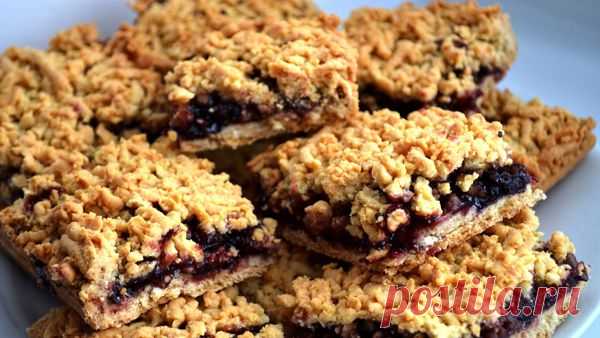 песочный пирог с вареньем.