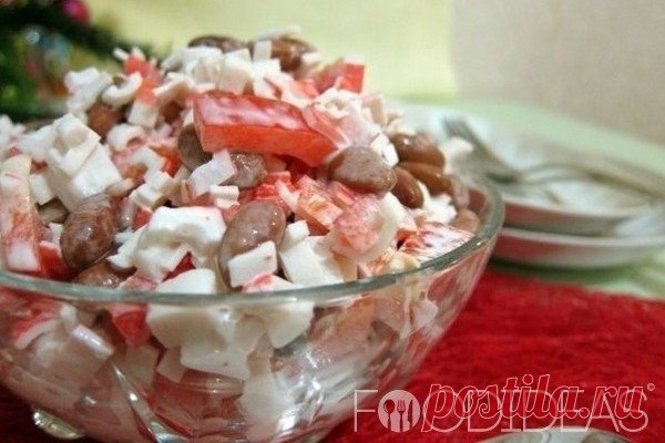 Салат с крабовыми палочками, фасолью и помидорами - рецепт приготовления с фото