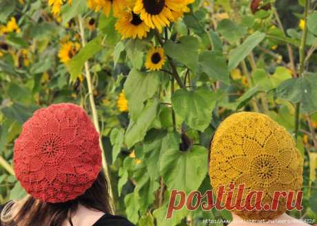 Берет спицами - Caput Helianthus by Sara Morris.