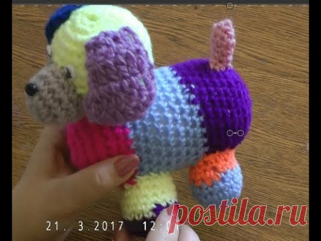 Игрушка СОБАЧКА крючком из разноцветных остатков пряжи